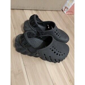 Crocs Echo Unisex Slip-On Clog Black Women's 7 / Men's 5